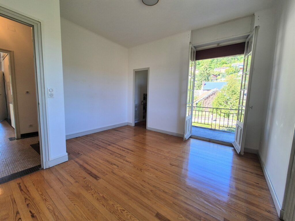 Appartement T4, 105m², 115 000€