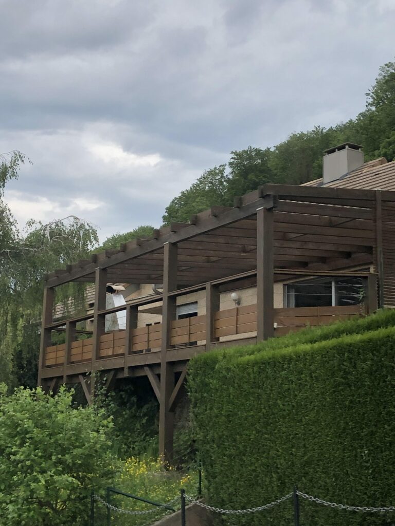 Maison avec piscine intérieure